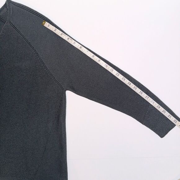 ATHLETA Hanover V Neck Sweater Knit Pullover Merino Wool Long Sleeves Gray sz L - Picture 11 of 15